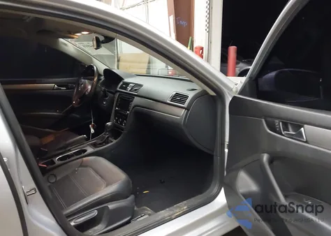 2014 Volkswagen Passat 2.0L Tdi Se from USA, damaged, VIN 1VWBN7A34EC005345